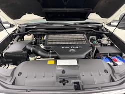 2020 Toyota Landcruiser GXL VDJ200R 4X4 Dual Range Crystal Pearl