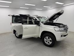 2020 Toyota Landcruiser GXL VDJ200R 4X4 Dual Range Crystal Pearl