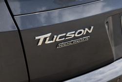 2016 Hyundai Tucson Highlander TLe AWD Pepper Grey