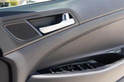 2016 Hyundai Tucson Highlander TLe AWD Pepper Grey