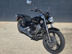 2018 Yamaha XVS650 V-STAR CUSTOM BLACK