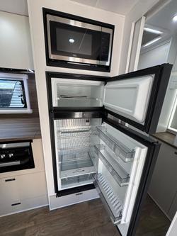 2025 ROADHOUSE CARAVANS 17FT OFF ROAD