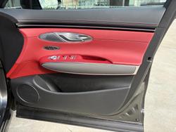 2025 Genesis GV70 2.5T SIGNATURE SPORT