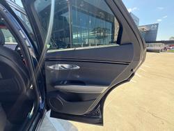 2025 Genesis GV70 2.5T SIGNATURE SPORT