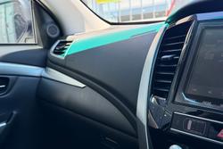 2023 Mitsubishi Pajero Sport GLX