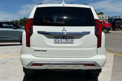 2023 Mitsubishi Pajero Sport GLX