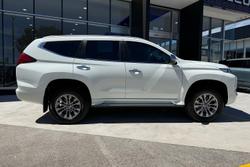 2023 Mitsubishi Pajero Sport GLX