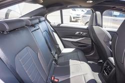 2025 BMW 3 Series 330i M Sport