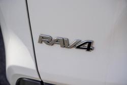 2019 Toyota RAV4 GXL MXAA52R Glacier White