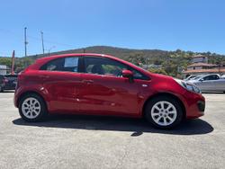 2014 Kia Rio S UB MY14 Signal Red