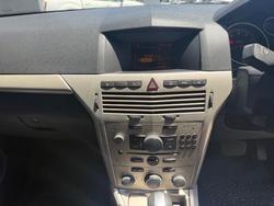 2007 Holden Astra Twin Top