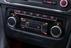 2011 Volkswagen Golf 103TDI Comfortline VI MY11 BLUE