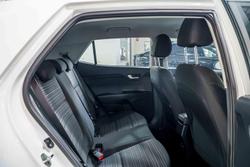 2021 Kia Stonic Sport YB MY21 Clear White