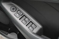 2016 Kia Cerato S Premium YD MY16 Clear White