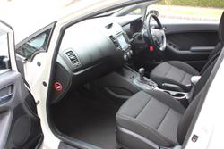 2016 Kia Cerato S Premium YD MY16 Clear White