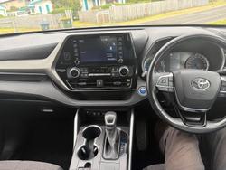 2021 Toyota Kluger GX