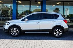 2021 Suzuki S-Cross Turbo Prestige