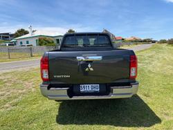 2025 Mitsubishi Triton GLX