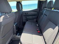 2025 Mitsubishi Triton GLX