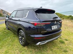 2025 Mitsubishi Outlander LS