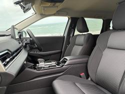 2025 Mitsubishi Outlander LS