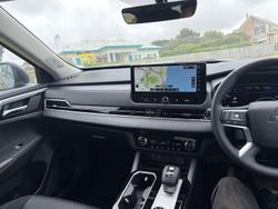 2025 Mitsubishi Outlander LS