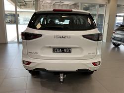 2023 Isuzu MU-X LS-M