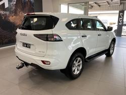 2023 Isuzu MU-X LS-M
