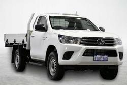 2024 Toyota Hilux SR