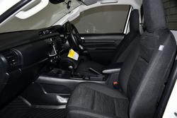 2024 Toyota Hilux SR