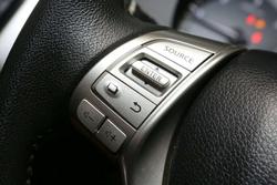 2017 Nissan Navara ST