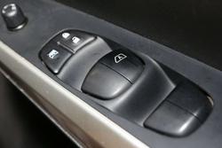 2017 Nissan Navara ST