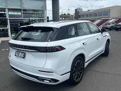 2025 Jaecoo J8 Track