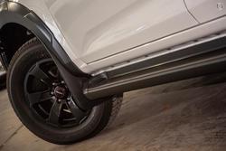 2025 Isuzu D-MAX X-TERRAIN MY25.5 4X4 Dual Range Moonstone White