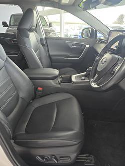 2023 Toyota RAV4 Cruiser AXAH54R 4X4 On Demand wHITE