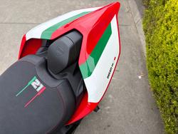2023 DUCATI PANIGALE V2 BAYLISS 20TH ANNIV RED/WHITE