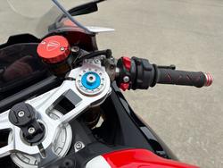 2023 DUCATI PANIGALE V2 BAYLISS 20TH ANNIV RED/WHITE