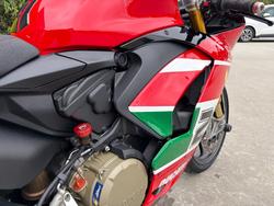 2023 DUCATI PANIGALE V2 BAYLISS 20TH ANNIV RED/WHITE