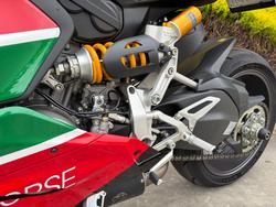 2023 DUCATI PANIGALE V2 BAYLISS 20TH ANNIV RED/WHITE