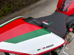 2023 DUCATI PANIGALE V2 BAYLISS 20TH ANNIV RED/WHITE