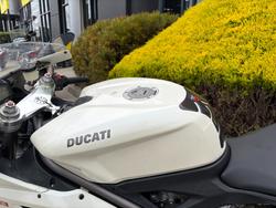 2008 DUCATI 848 White