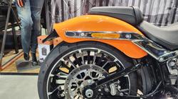2023 Harley-davidson FXBR BREAKOUT (117) Orange