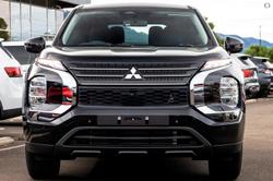 2025 Mitsubishi Outlander ES ZM MY24 Black Diamond