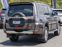 2016 Mitsubishi Pajero GLS