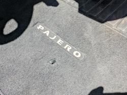 2016 Mitsubishi Pajero GLS