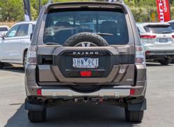 2016 Mitsubishi Pajero GLS