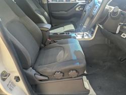 2013 Nissan Navara ST-X 550 D40 Series 5 4X4 Dual Range White