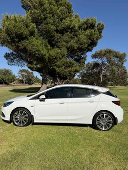 2017 Holden Astra RS-V