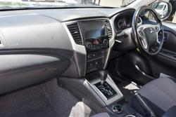 2022 Mitsubishi Triton GLX