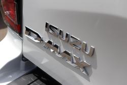 2025 Isuzu D-MAX X-TERRAIN